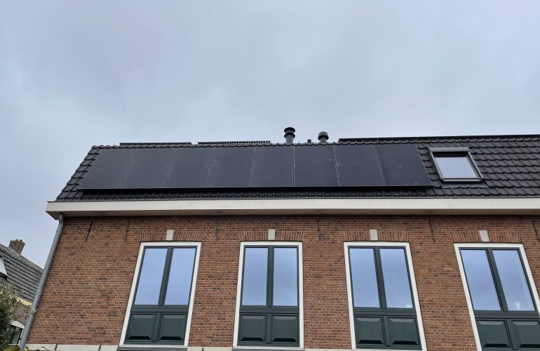 Installatie 8 zonnepanelen